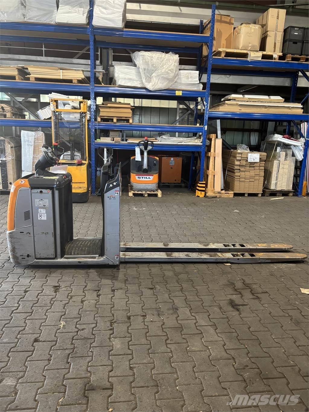 Still OPX 20 Orderpicker voor laag niveau