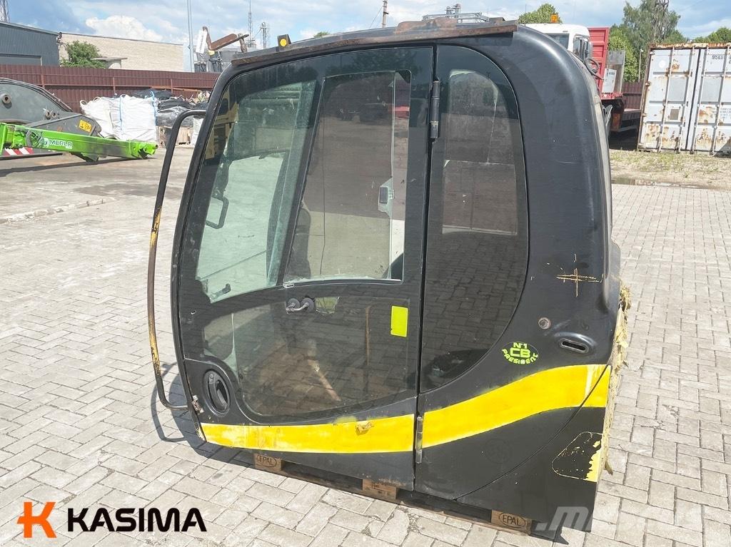 JCB JS130 Cabin Cabine en interieur