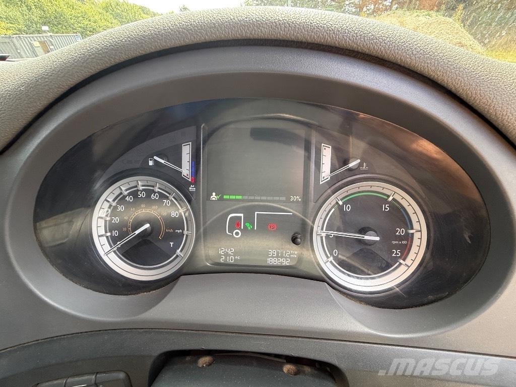 DAF CF 460 Vrachtwagen met vlakke laadvloer en lier
