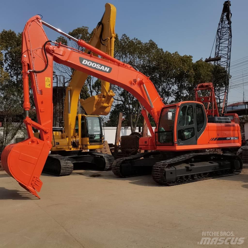 Doosan DX 300 LC Rupsgraafmachines