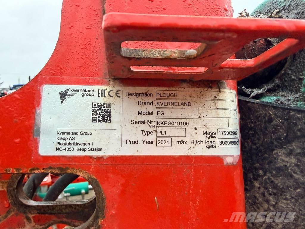 Kverneland EG85 Wentelploegen