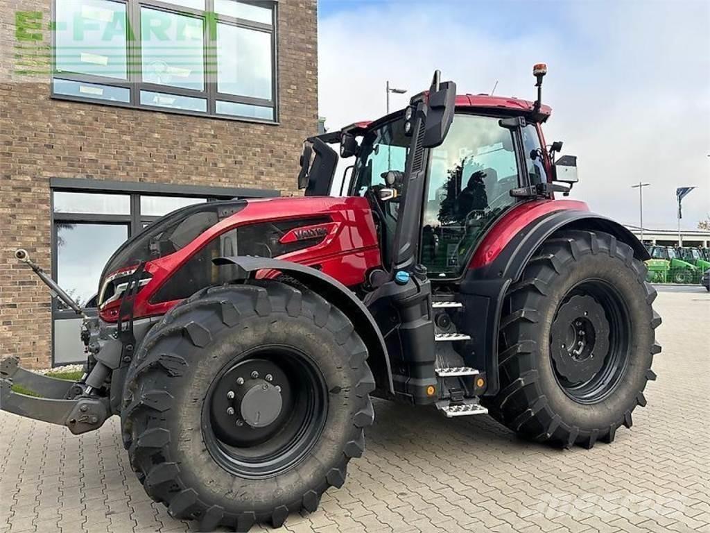 Valtra q265 Tractoren