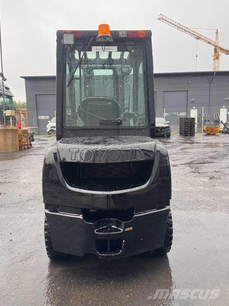 Toyota 02-8 FDF 30 Diesel heftrucks