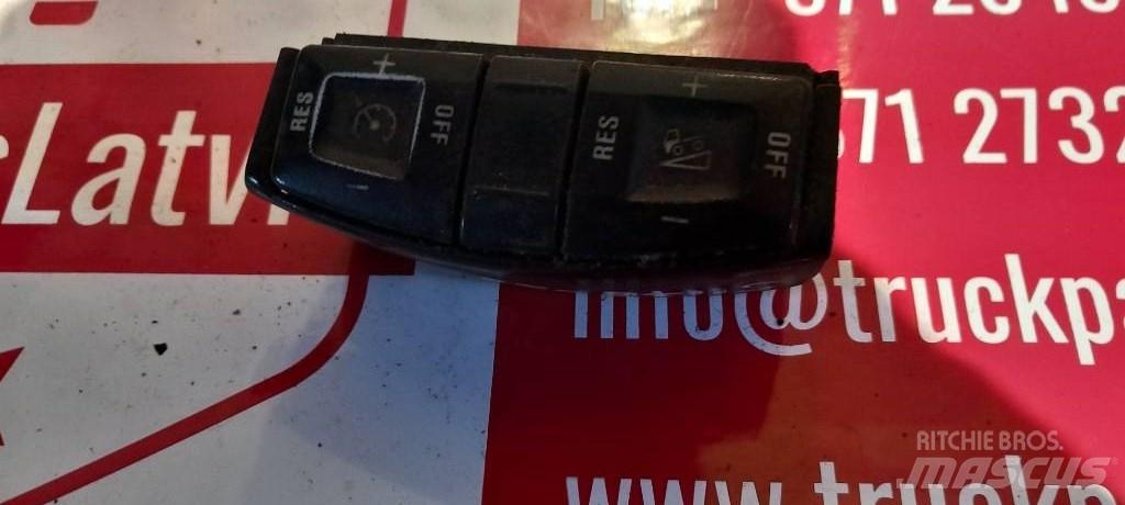 Scania R 440.   1870912 Cabine en interieur