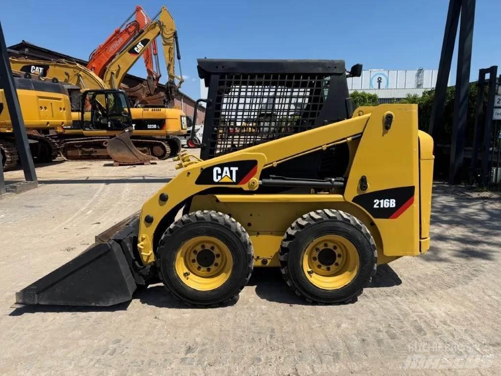 CAT 216B (226,S130) Schrankladers