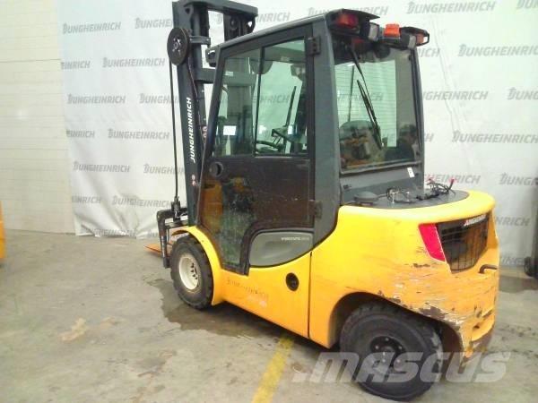 Jungheinrich DFG 430 Diesel heftrucks