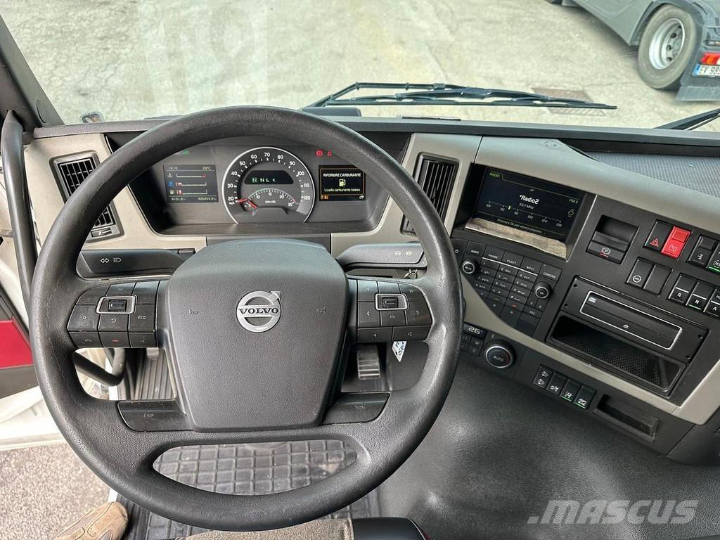 Volvo FM450 Trekkers