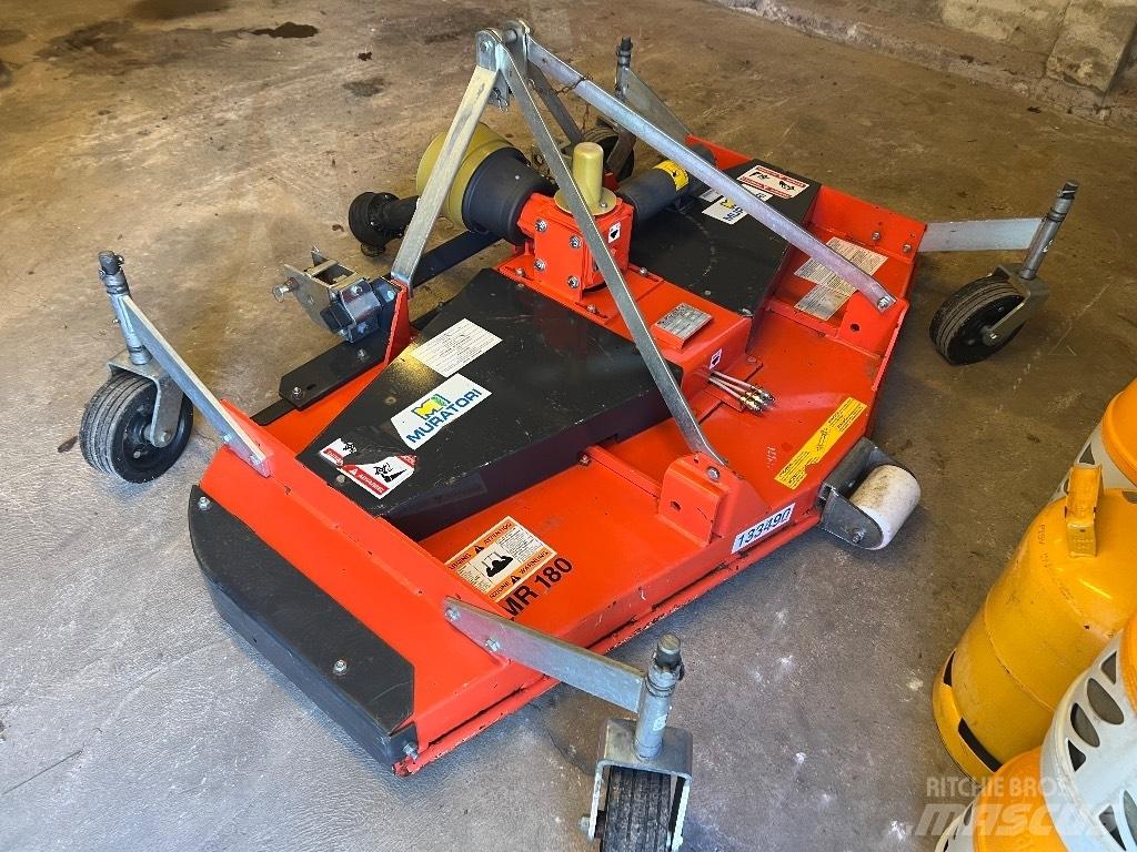 Muratori Mr 180 Gemonteerde en gesleepte maaiers
