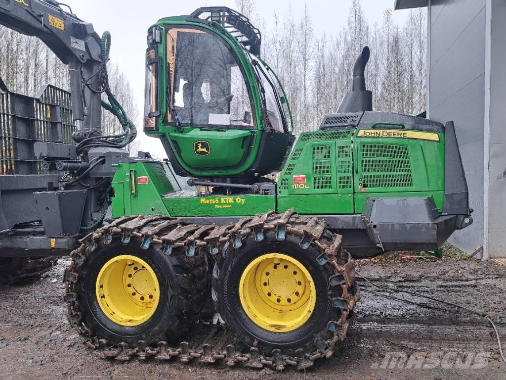 John Deere 1110 G Uitrijwagens