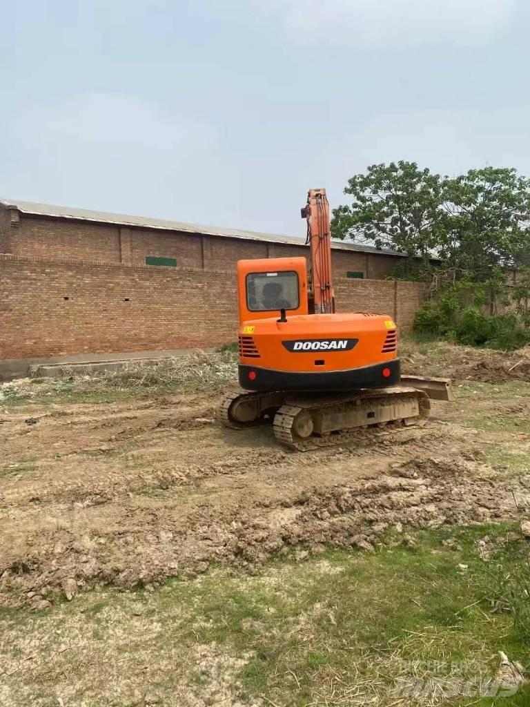 Doosan DX 80 Midigraafmachines 7t - 12t