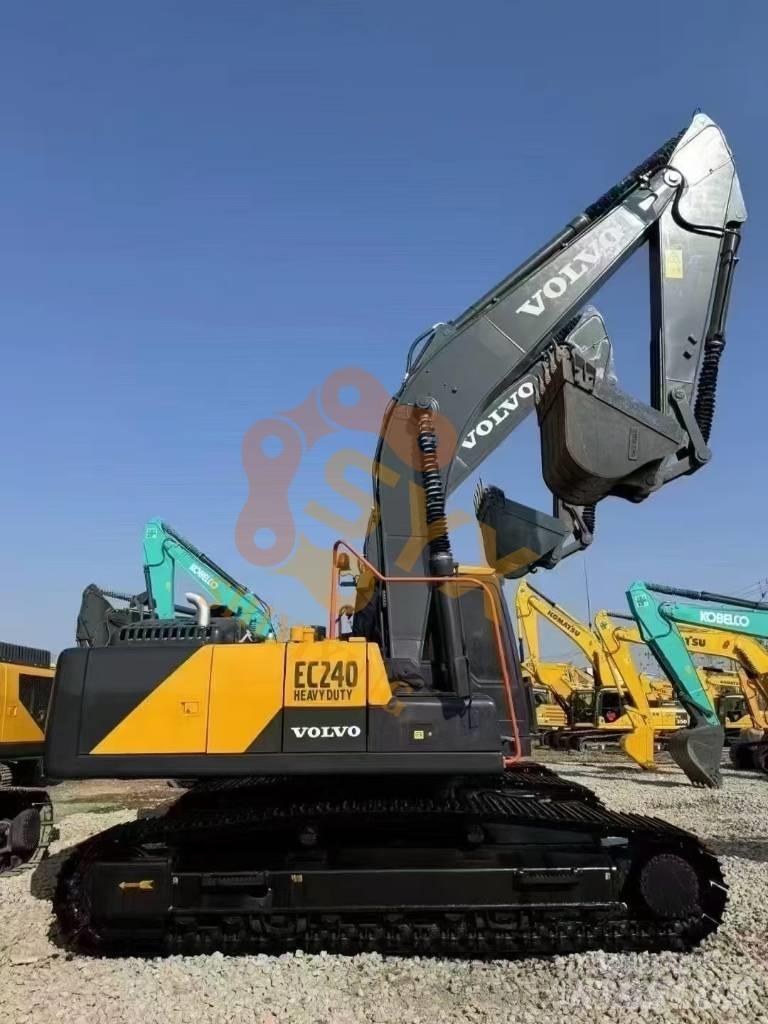 Volvo EC 240 D Rupsgraafmachines