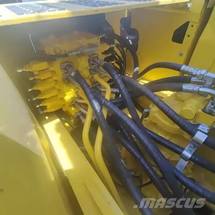 Komatsu PC 270 Rupsgraafmachines