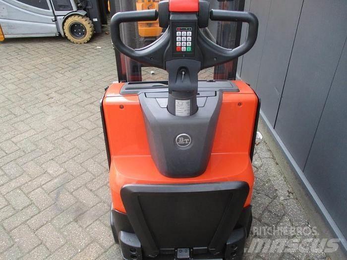 BT SWE 120 Meeloop stapelaar