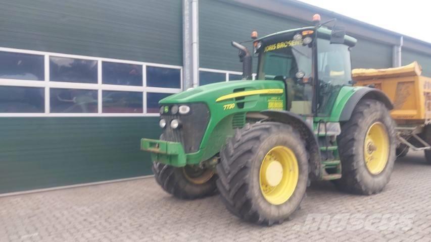 John Deere 7730 AS Tractoren