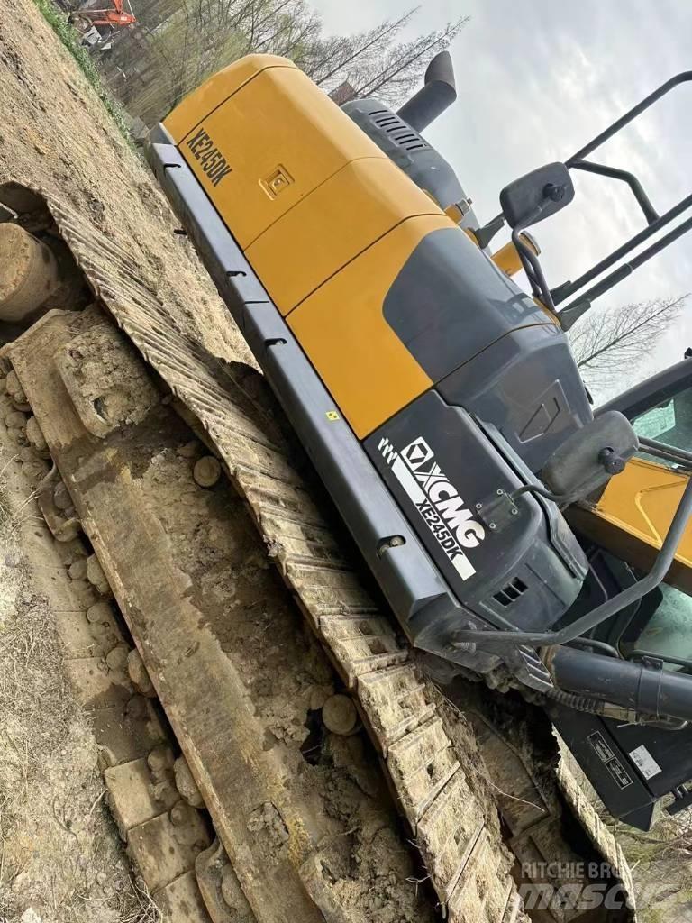 XCMG XE 245 DK Rupsgraafmachines