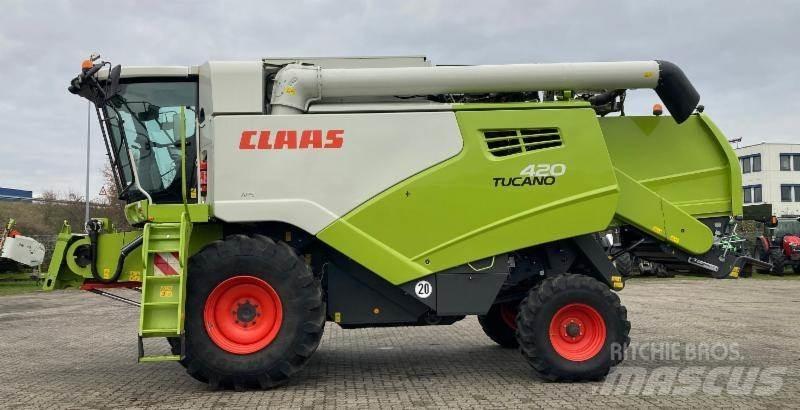 CLAAS TUCANO 420 Maaidorsmachines