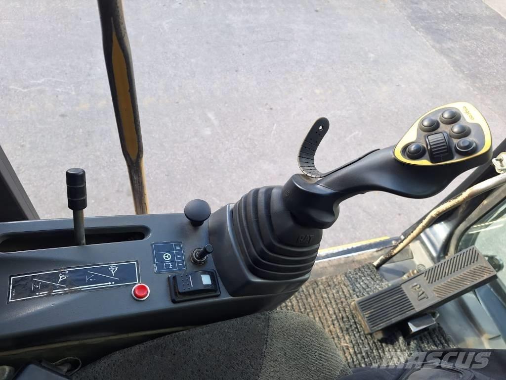 CAT M316C Wielgraafmachines