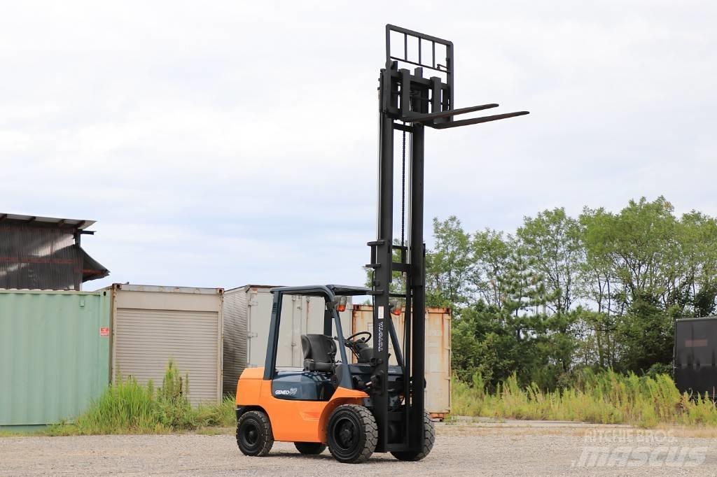 Toyota 7 FD 30 Diesel heftrucks