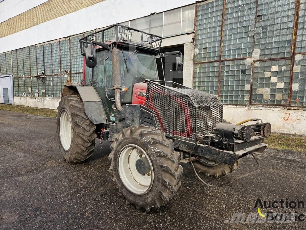Valtra A 93H Tractoren