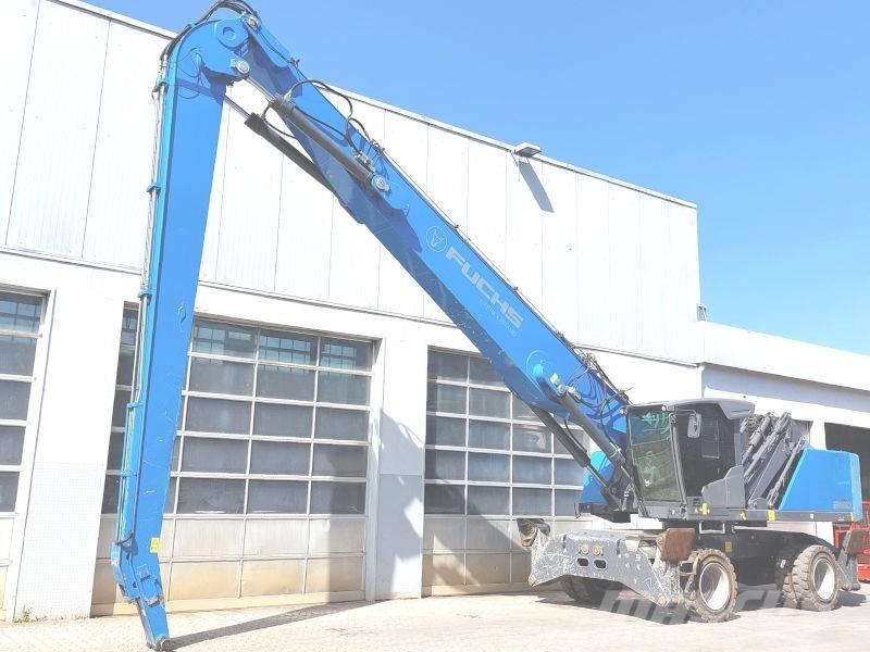 Fuchs MHL 360 F Waste / industry handlers