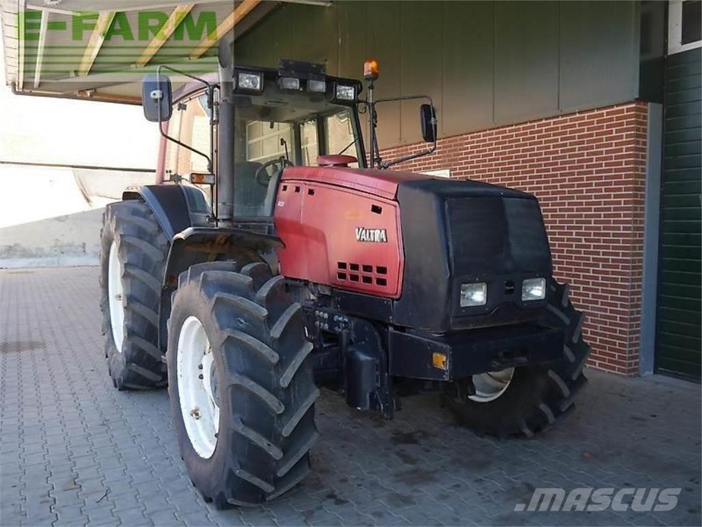 Valtra 8450 Tractoren
