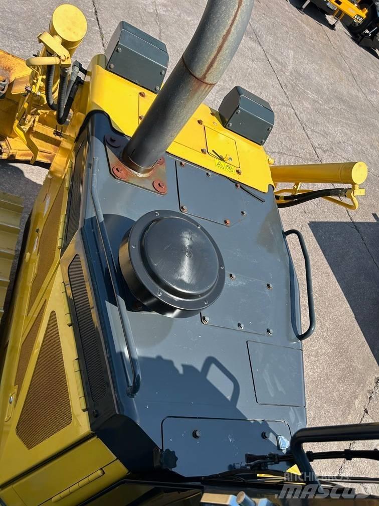Komatsu D 65 PX-18 Rupsdozers