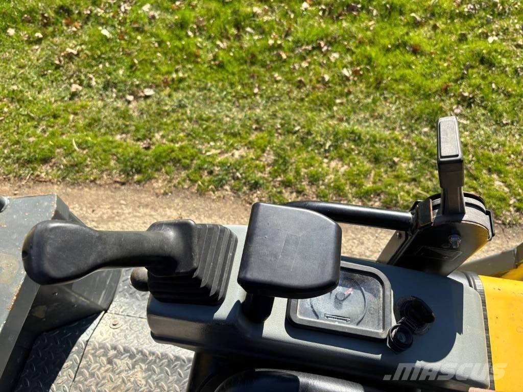 Wacker Neuson DT 23 Rupsdumpers