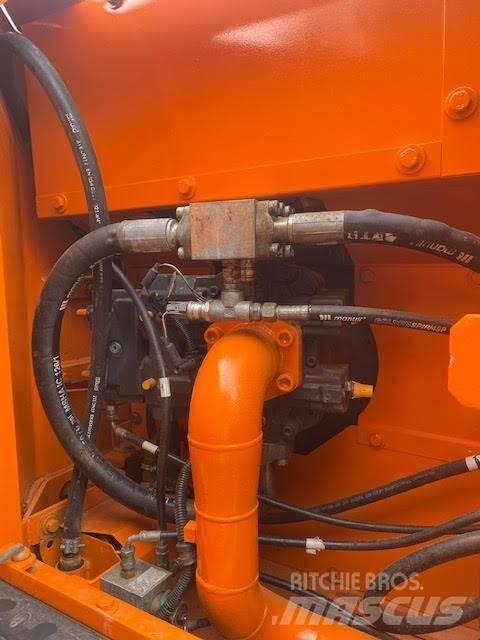 Doosan DX 180 LC Rupsgraafmachines