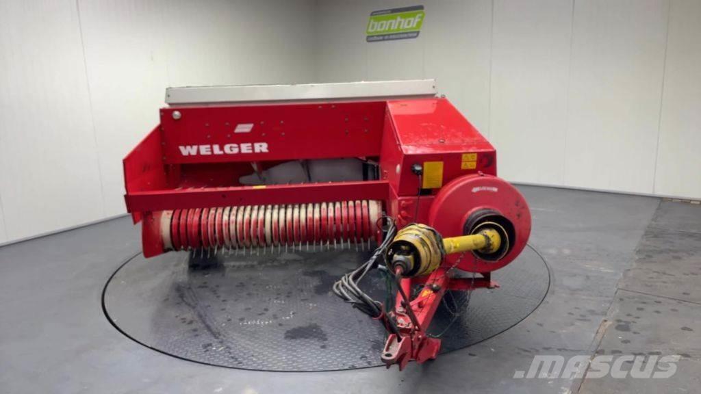 Welger AP 830 Vierkante balenpers