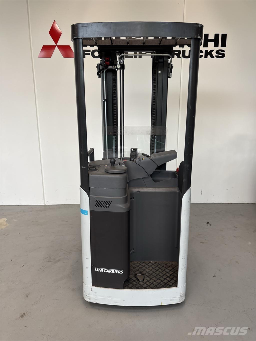 Atlet A160 Zelfrijdende stapelaars