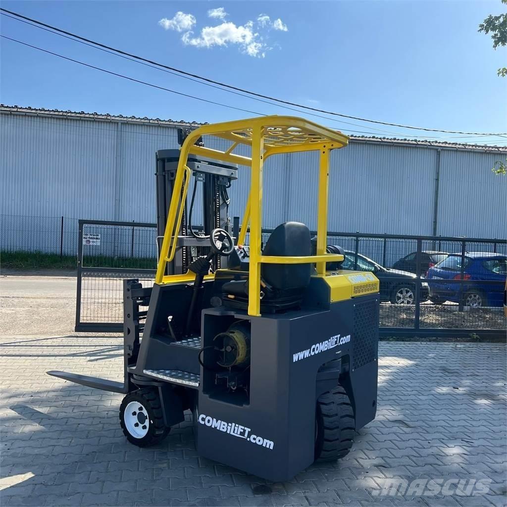 Combilift CBE 3000 Four-way truck