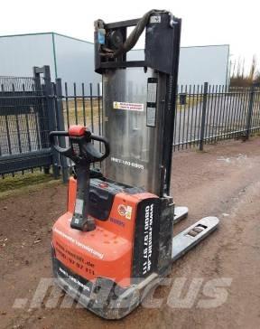 Toyota BT SWE 120 L Hand stapelaars