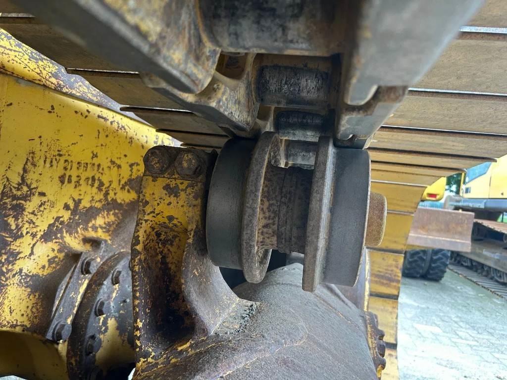 Komatsu D65PX-15 Rupsdozers