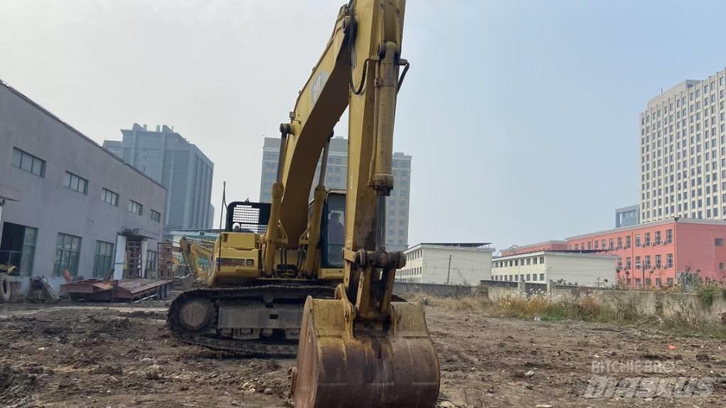 CAT 330 B Rupsgraafmachines