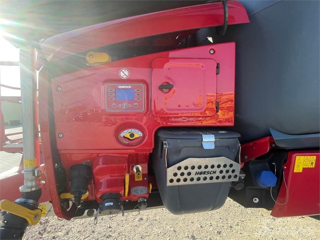 Horsch Leeb 12 TD Getrokken spuitmachines