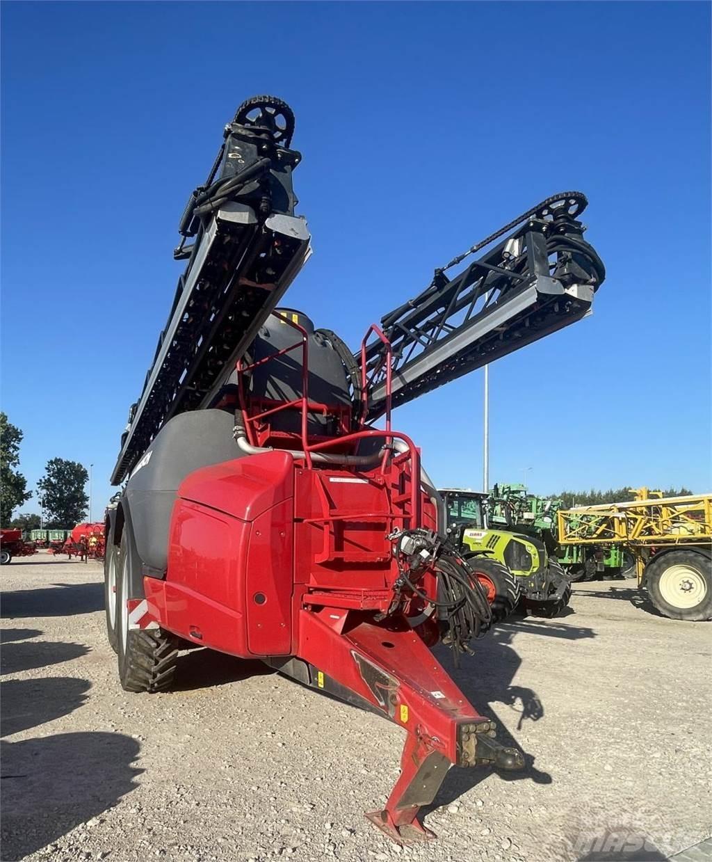 Horsch Leeb 12 TD Getrokken spuitmachines