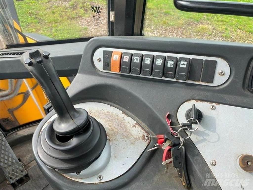 JCB 426E AGRI HT Wielladers