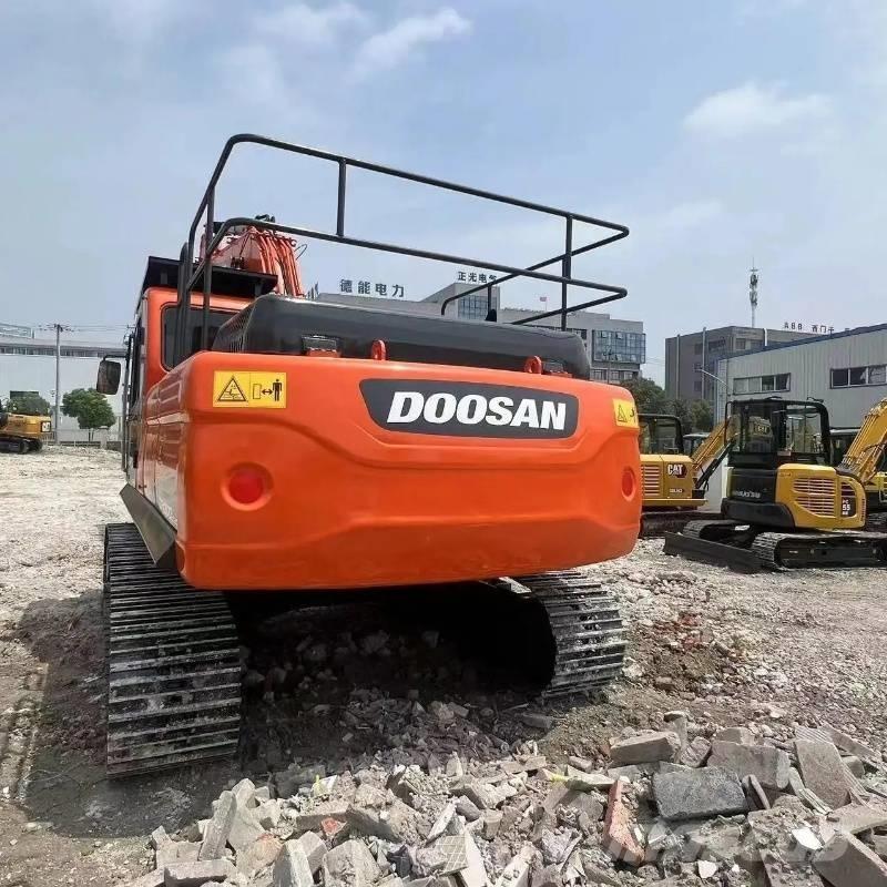 Doosan DX 300 Rupsgraafmachines