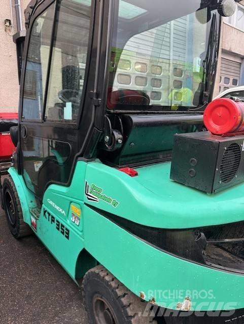 Mitsubishi FD 35 N Diesel heftrucks