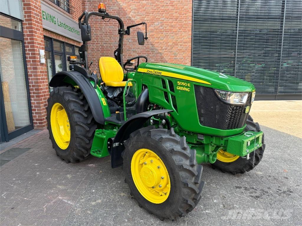 John Deere 5050E Tractoren
