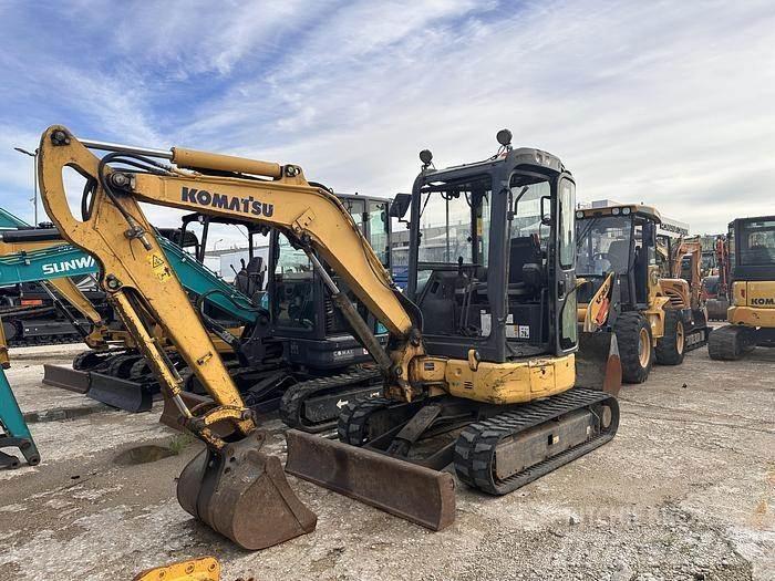 Komatsu PC30 Minigraafmachines < 7t