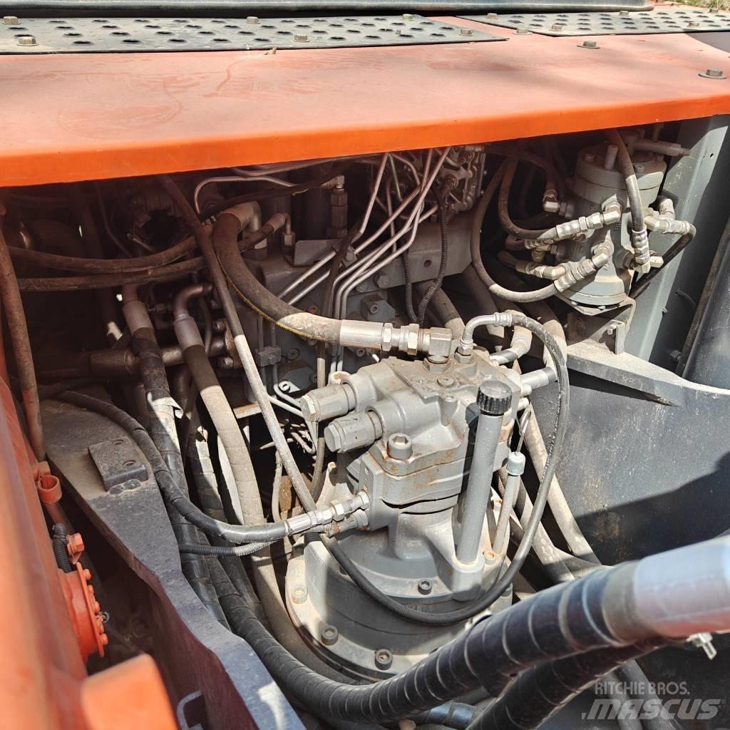 Hitachi ZX200 Rupsgraafmachines