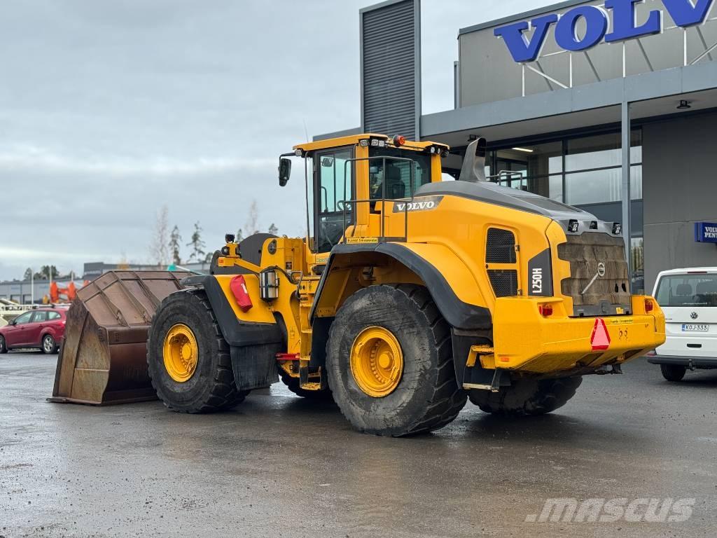 Volvo L 250 H Wielladers