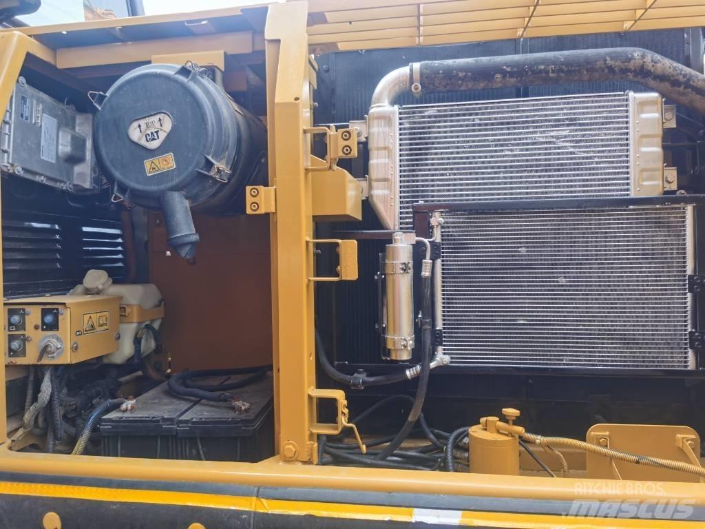 CAT 320 D Rupsgraafmachines