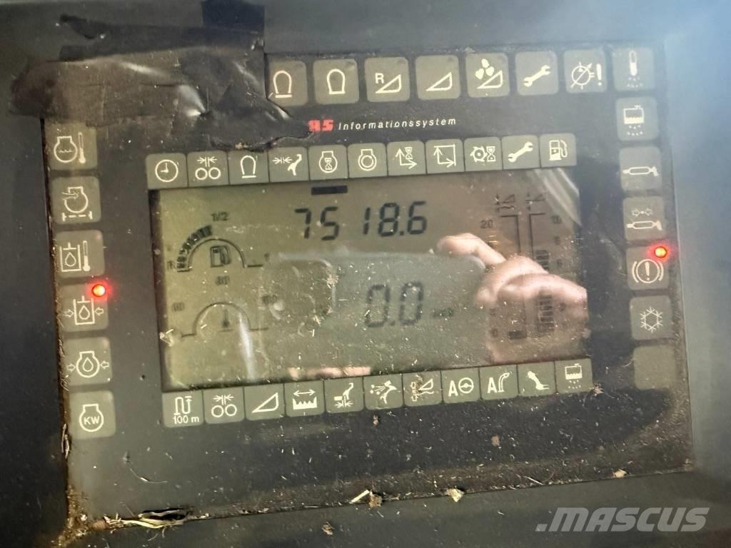 CLAAS Jaguar 900 Maaidorsmachines