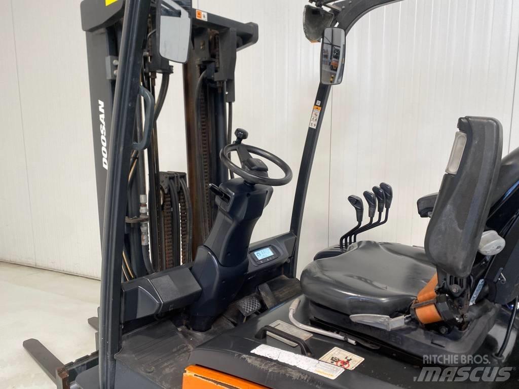 Doosan B25X-7 Elektrische heftrucks