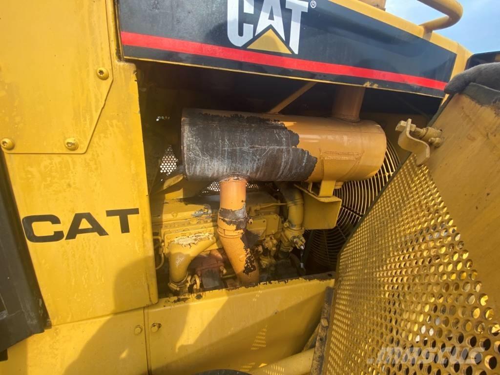 CAT D6R Rupsdozers