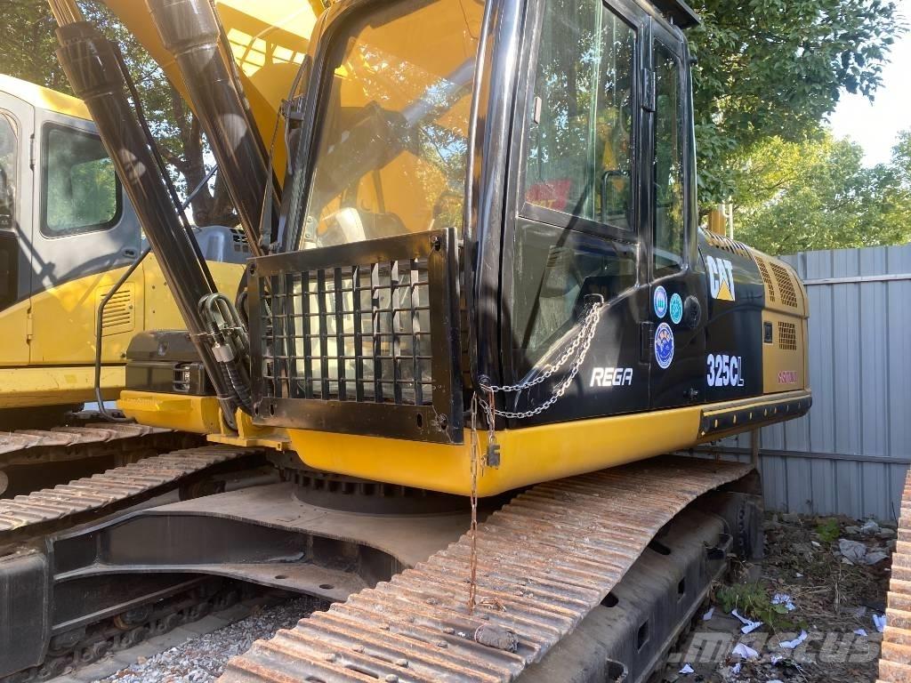 CAT 325 C Rupsgraafmachines