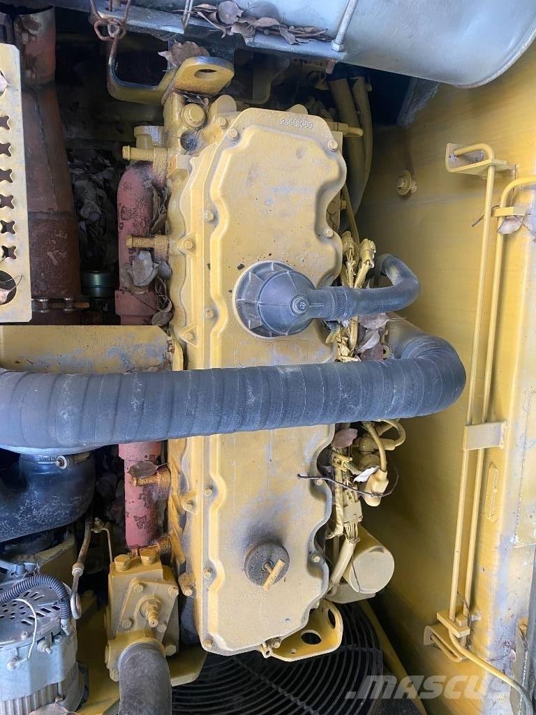 CAT 325 C Rupsgraafmachines