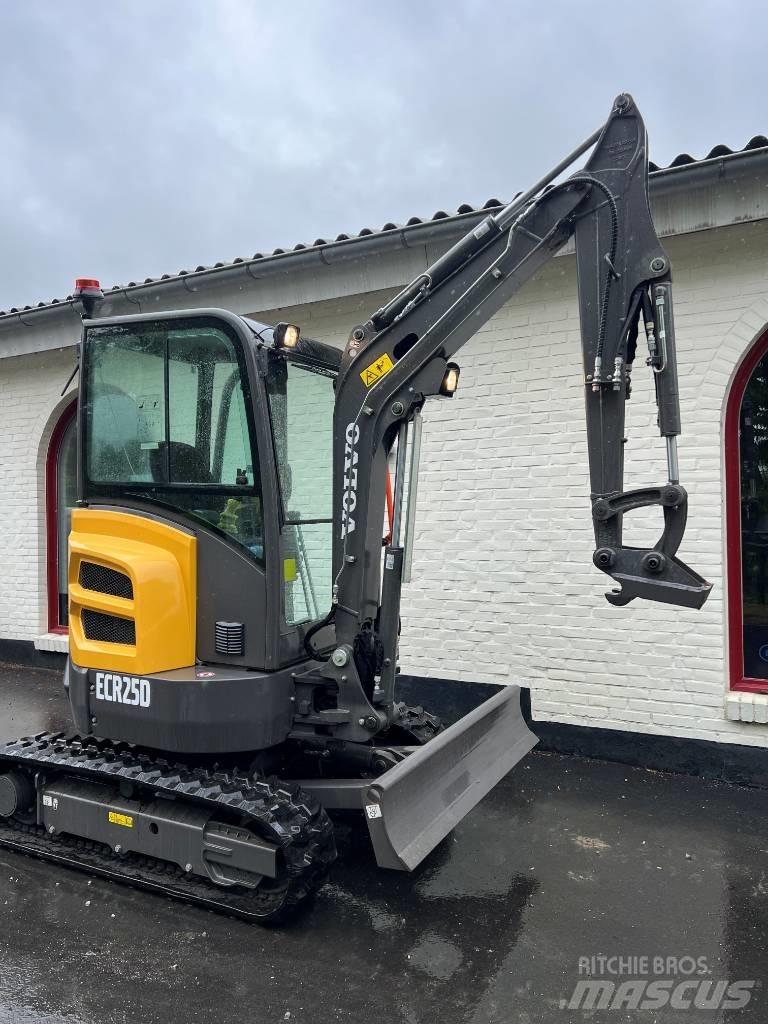 Volvo ECR 25 D Minigraafmachines < 7t